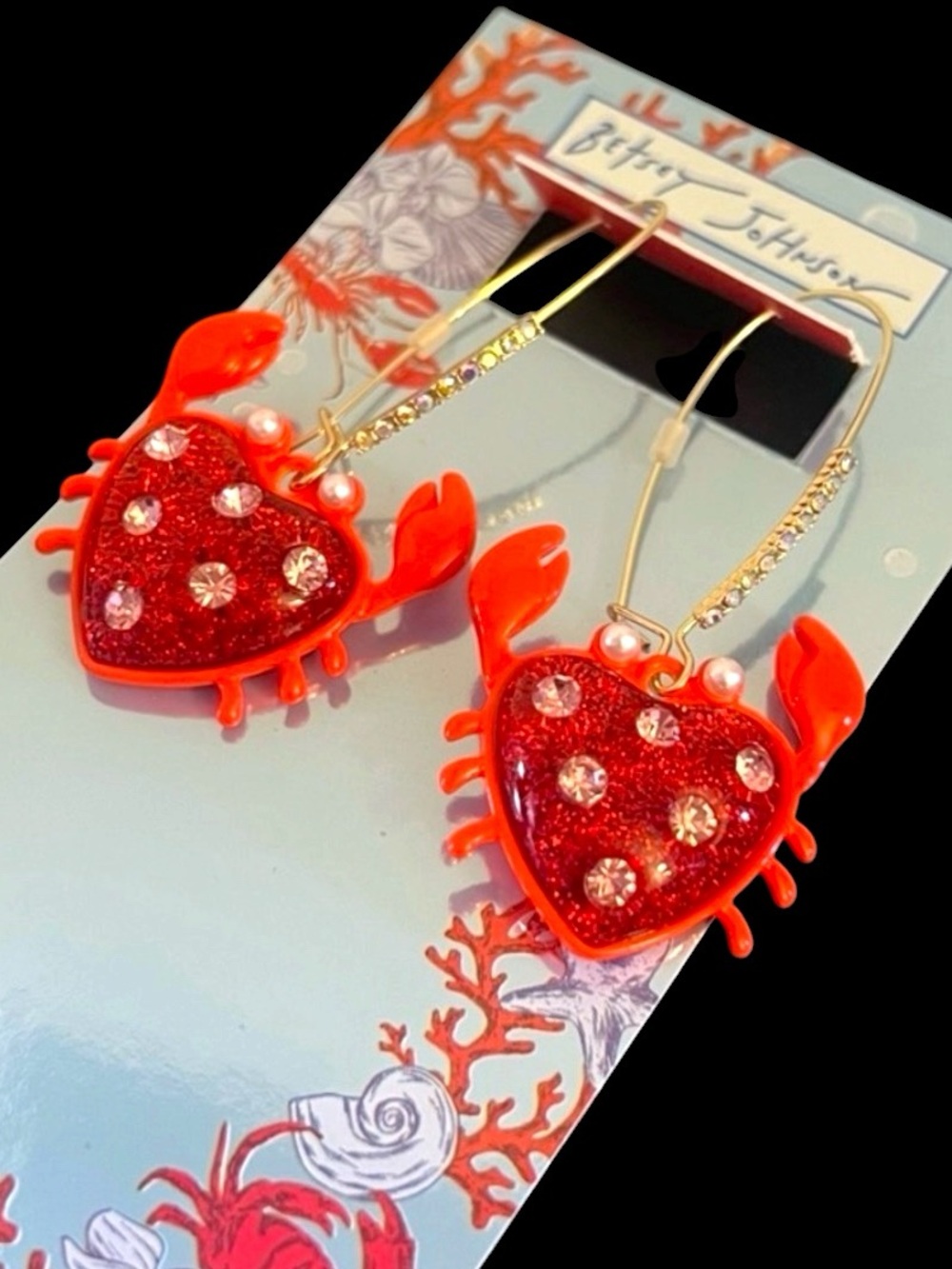 NWT•Betsey Johnson Red Glitter & Micro Pearl  Crab Heart Dangle Earrings